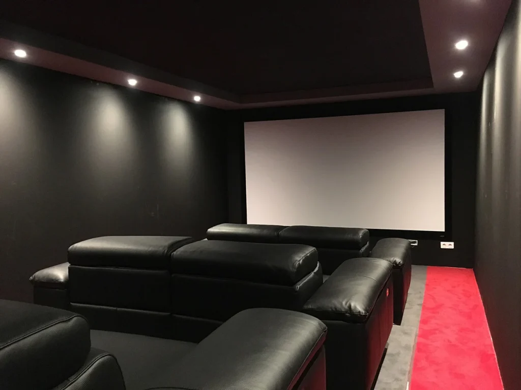 CINEMA PRIVE CHATEAUNEUF