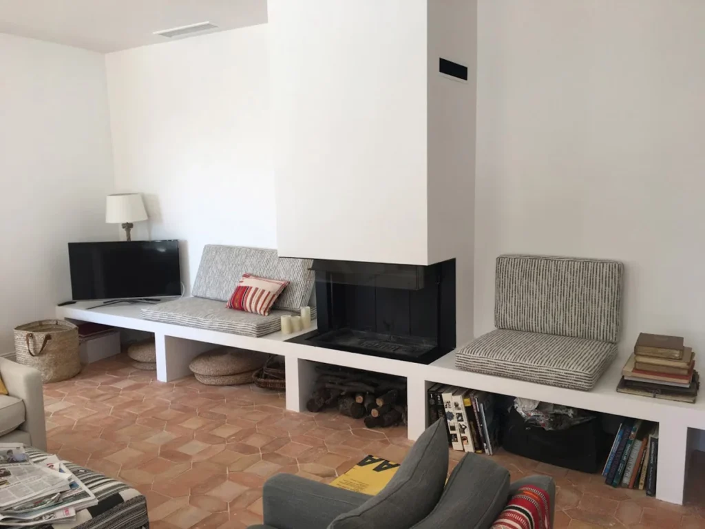 EXTENSION ROQUEFORT LES PINS