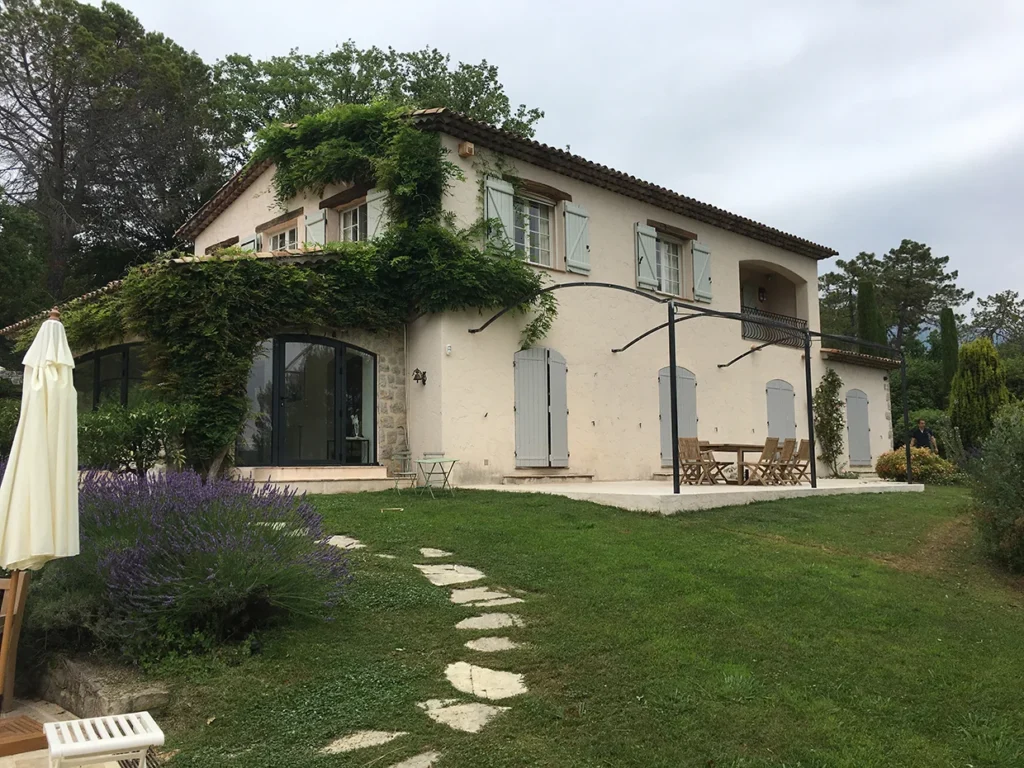 VILLA B ROQUEFORT LES PINS