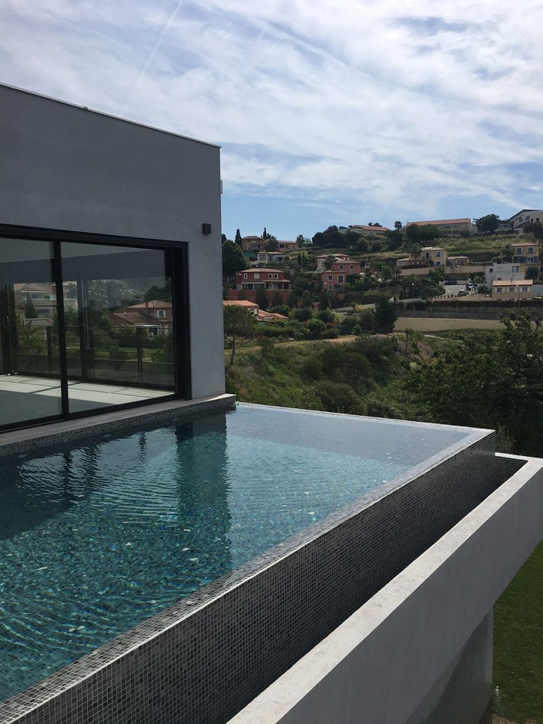 VILLA NICE