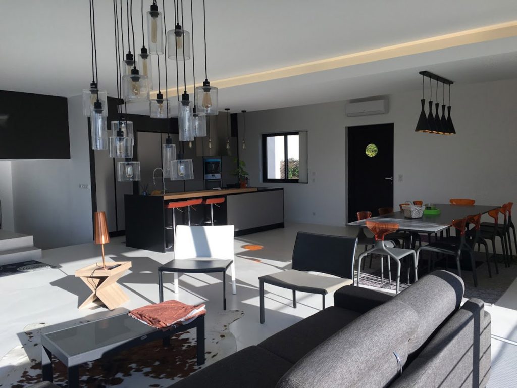 VILLA NICE