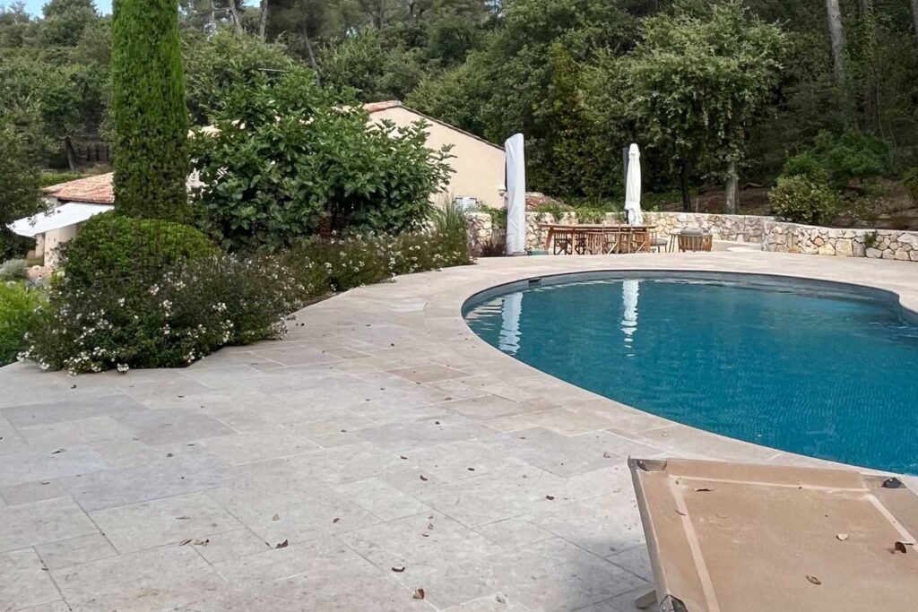 PISCINE H OPIO